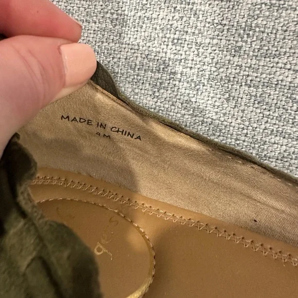 Jack Rogers Women's Suede Hunter Green Scalloped Flats - Picture 5 of 6